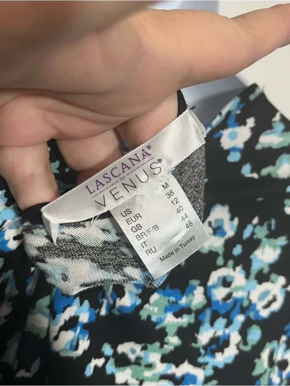 Floral Midi Dress Blue Accents Size Medium Super Soft Wrap Tie Back Boho - Picture 7 of 8